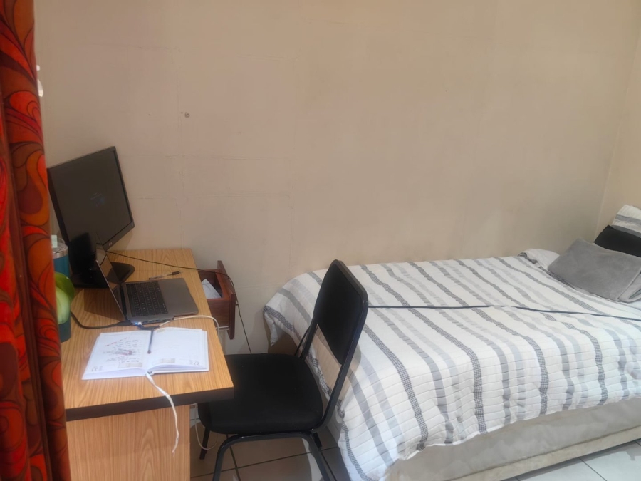 11 Bedroom Property for Sale in Universitas Free State